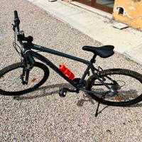 Mountain bike rockrider explorer