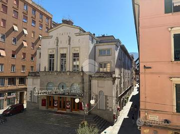 MONOLOCALE A LA SPEZIA