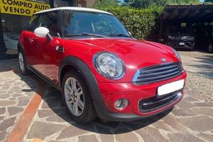 MINI COOPER D 1.6 DIESEL...MOTORE NUOVO REVISIONAT