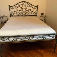 Letto in ferro battuto + comodini