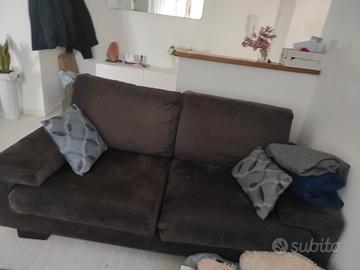 divani due posti 