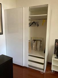Guardaroba Ikea PAX / HASVIK con cassetti