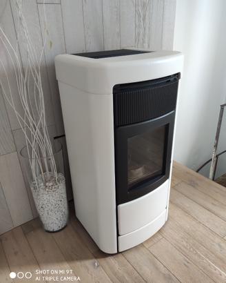 Termostufa a pellet Edilkamin Layma 22.5 kW – comp