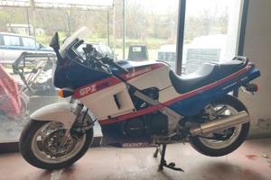 Kawasaki GPZ 600 - 1985