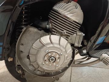 Motore vespa ET3 144 pinasco zuera