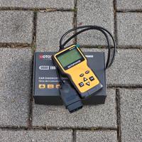 MOTOPOWER MP69033 Car OBD2 Scanner Code Reader 