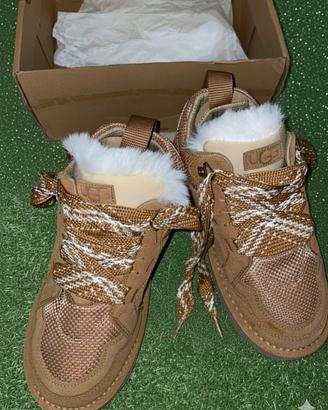 Sneakers stile UGG invernali con pelo – NUOVE