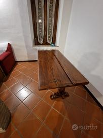 Tavolo a consolle