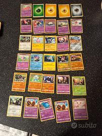 Carte pokemon  180 pezzi miste varie