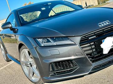 Audi TT mk3 230cv S-line S-tronic Quattro Matrix