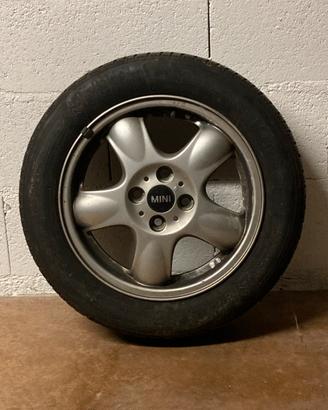 4 cwrchi lega leggera Mini 2006