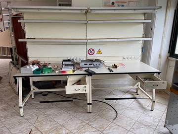Tavolo banco da lavoro per usi elettrici o altro