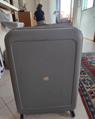 valigia delsey 110 litri con beauty case