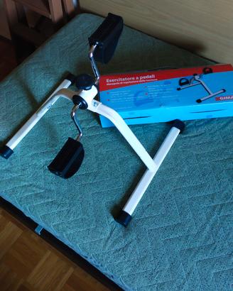 Esercitatore a pedali Gima 