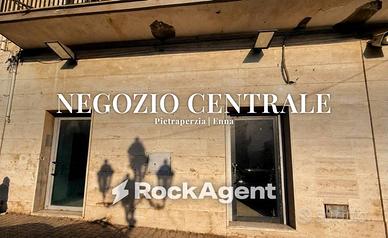Immobile di 95 m² a Pietraperzia
