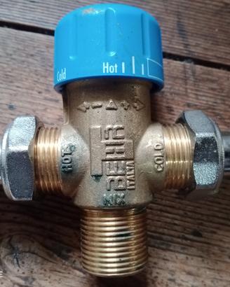 valvola miscelatrice solare