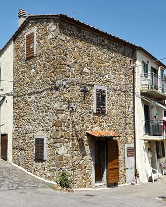 Casa di paese