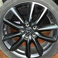 Cerchioni completi di gomme Mazda 18 con gomme.
