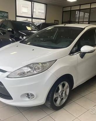 Ford Fiesta 1.2 82 CV 5 Porte Titanium