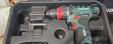 trapano avvitatore Parkside con accessori 