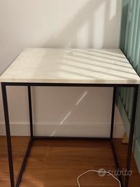 Tavolino con piano in marmo Alys