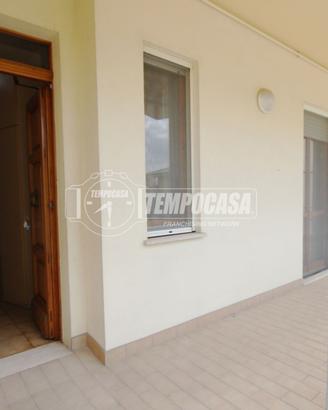 APPARTAMENTO CON INGRESSO INDIPENDENTE E GIARDINO