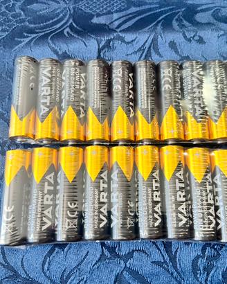 Stock di batterie VARTA