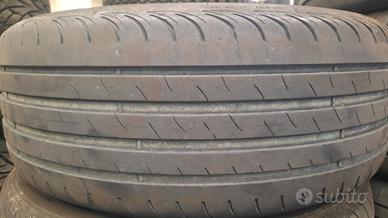 Coppia  di  gomme  estive  usate
