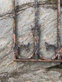 Cancelletto in ferro battuto