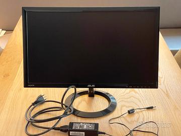 Monitor 17 pollici HP e Asus pollici LCD