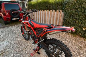 BetaXtrainer3002t