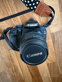 Canon EOS 550D +obbiettivo 18-55mm