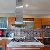 cucina lube con doppia penisola 