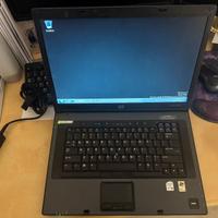 Notebook HP Compaq Intel 2GB 250 GB + Alimentatore