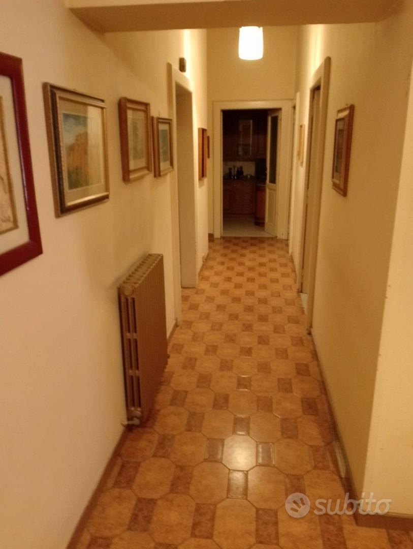 Appartamento Viale Regina Margherita 53 Crotone - Vista 5