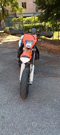 KTM 690 r