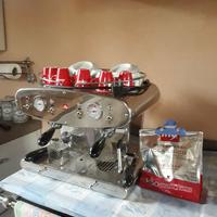 Macchina da caffè retrò Illy X2.  a capsule