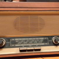 radio giradischi vintage Telefunken mignonette 545