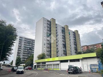 2 LOCALI A CORSICO
