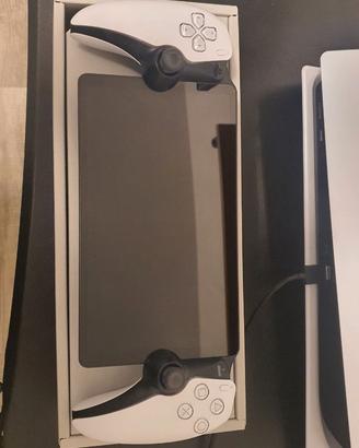 Postazione PS5 Completa: Console + PS Portal + Mon