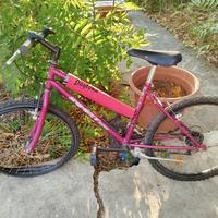 bicicletta Rocky bike , cambio Shimano 