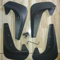 Paraspruzzi Universali 4 pezzi (Parafango ruote)