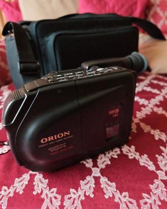 Videocamera VHS-C Orion funzionante con accessori