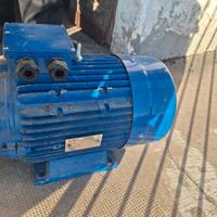 Motore elettrico trifase 10cv