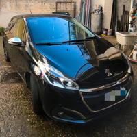 Peugeot 208 1.6 HDi 75 CV.