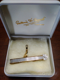 Fermacravatta oro e argento con svaroski originale