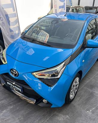 Toyota Aygo 1.0 VVT-i 72 CV 5 porte x-cool