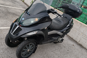 Piaggio MP3 3 ruote