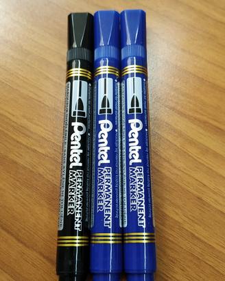 Pennarelli pentel 
