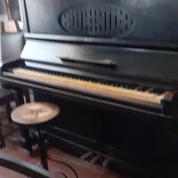 Pianoforte verticale